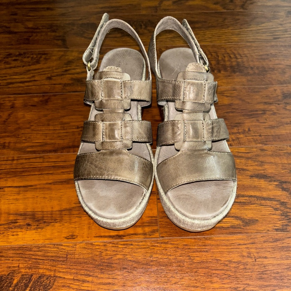 Antelope 859 Metallic Taupe 3-inch Platform Slingback Wedges Women’s 39 (7.5)